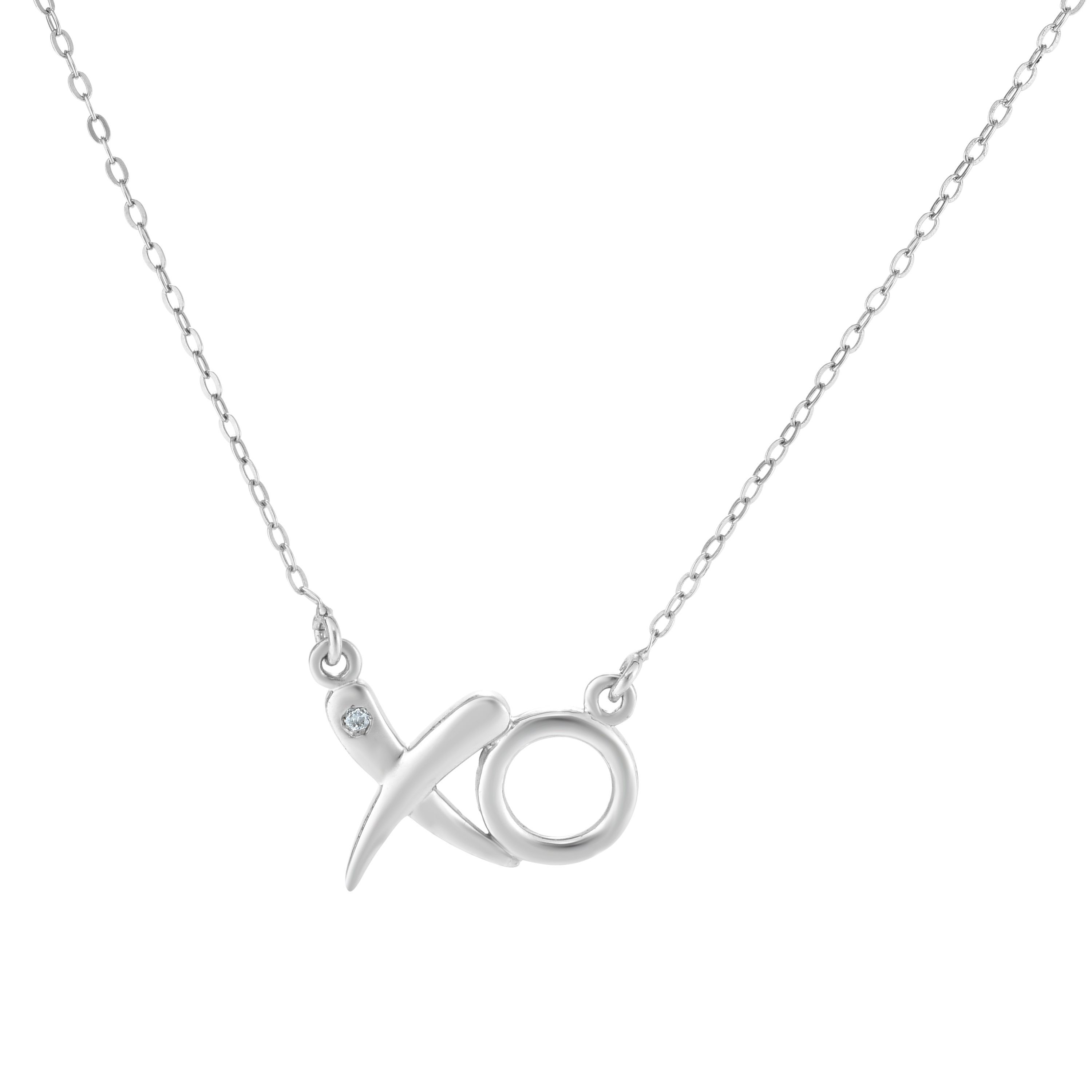 Xo on sale diamond pendant